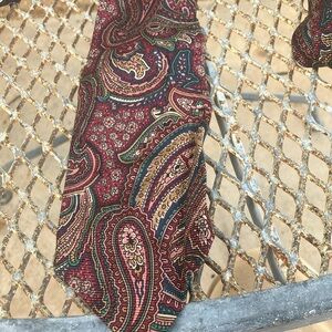 FINAL MARKDOWN Polo by Ralph Lauren paisley tie